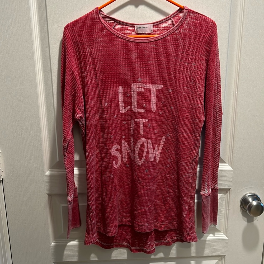Let it snow tee